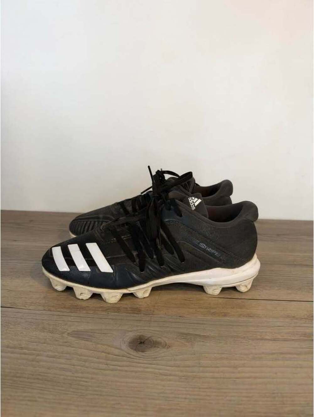 adidas Afterburner 6 MD Youth Baseball Cleats Size 4 Black White DB3107